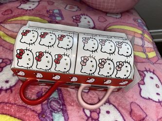 Hello Kitty Mug Set