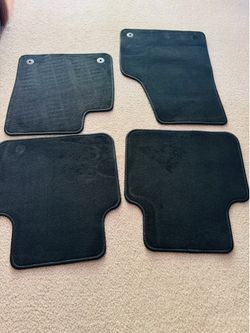 VW SE car mats