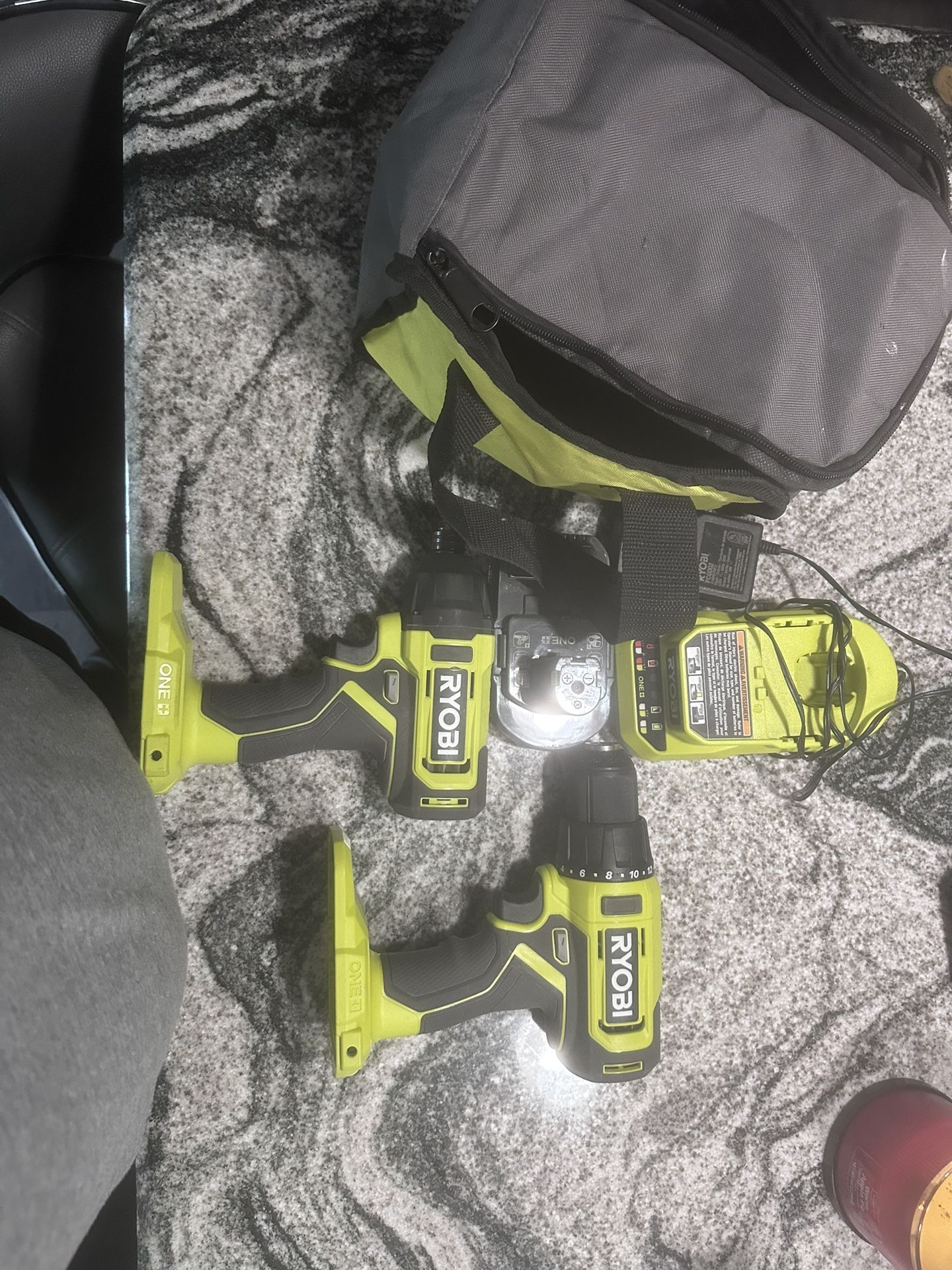 RYOBI Drill Set