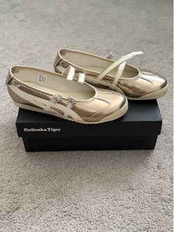 BRAND NEW NEVER WORN Onitsuka Tiger Mexico 66 Tigers Mary Janes
