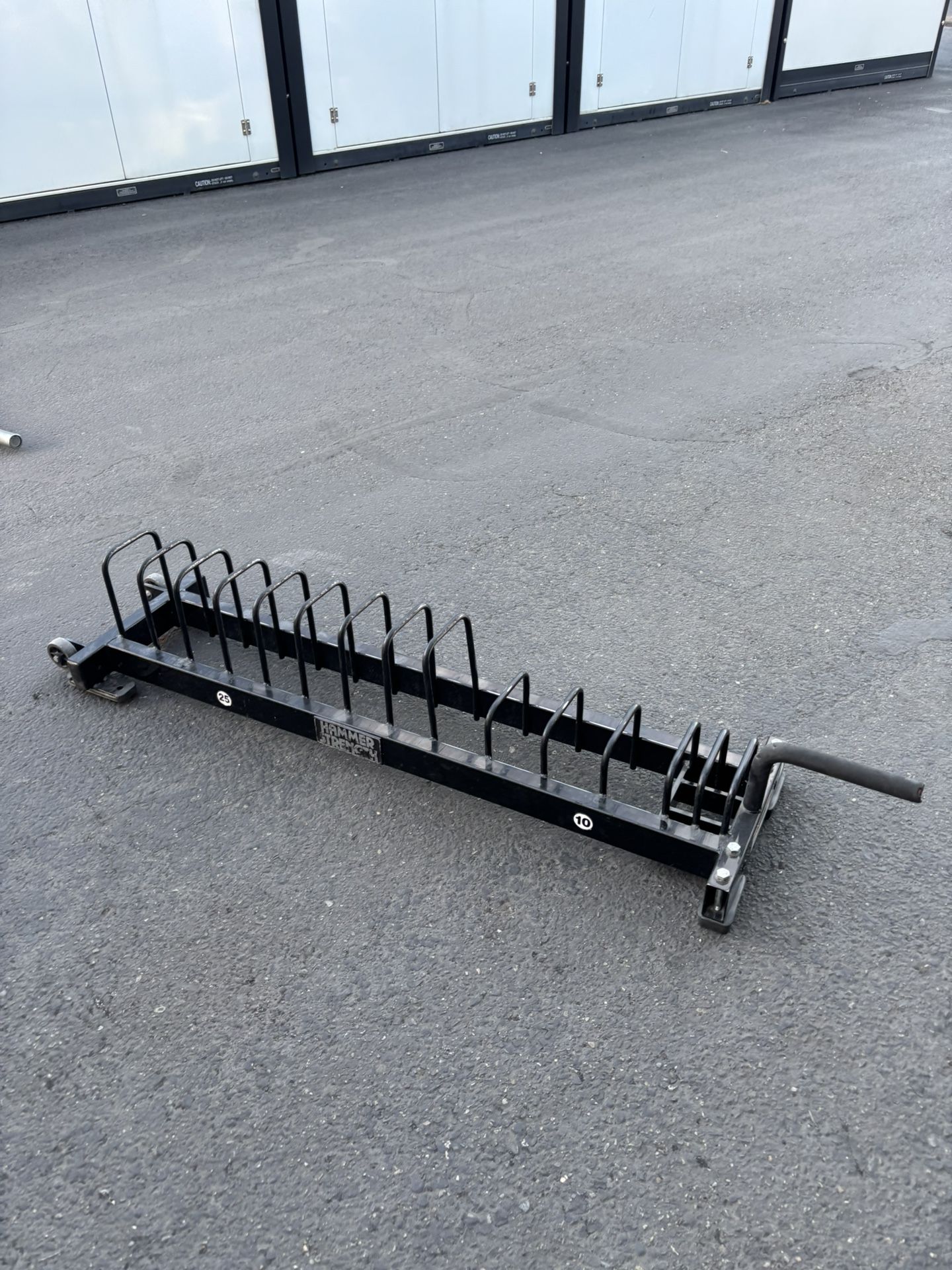 HAMMER STRENGTH BUMPER PLATE STORAGE