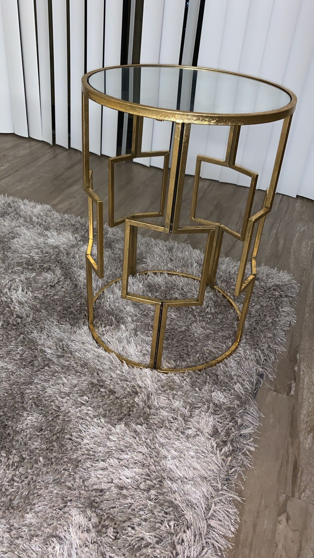 Beautiful gold side accent table