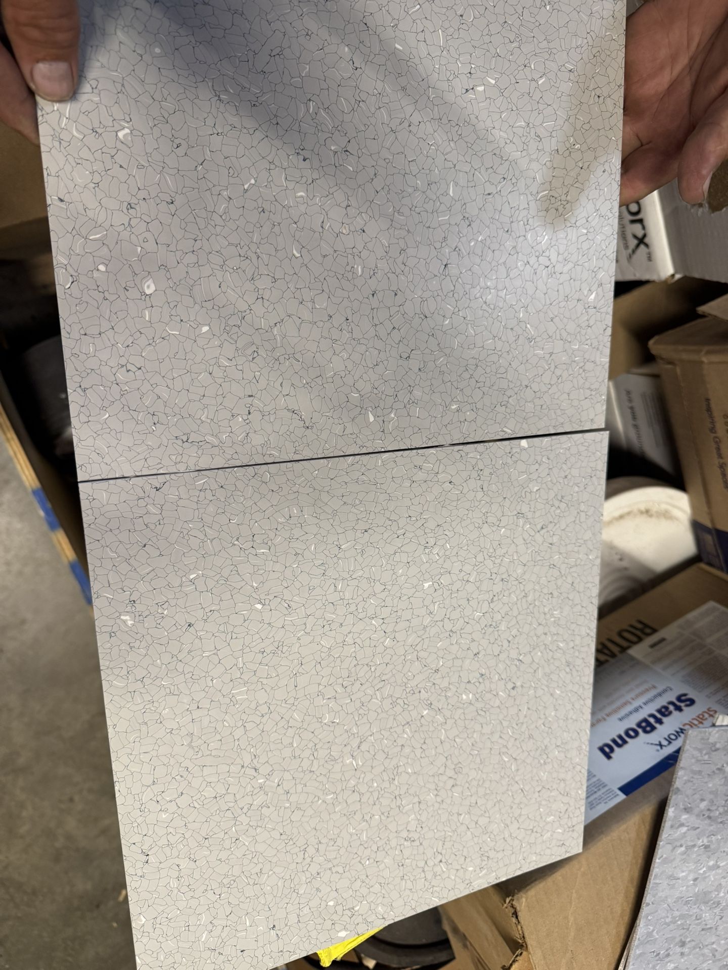 Static Worx Vinyl Tile