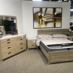 6 Pc Queen Bedroom Set