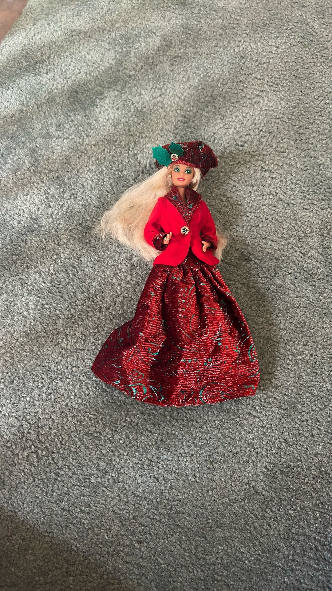 Barbie SEASONS GREETINGS BARBIE DOLL Christmas Mattel 1994
