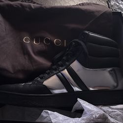 Size 11 gucci shoes