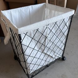 New Laundry Basket with Wheels Rolling Laundry Hamper Detachable & washable lining metal suitable for bedrooms bathrooms laundry rooms white