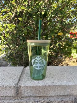Starbucks Matcha Green GlassTumbler Bamboo Lid & Straw 16oz