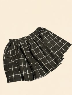Black and White Plaid Mini Skirt (L)