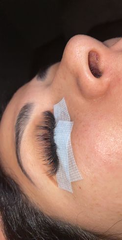 Lash extensions 🤩