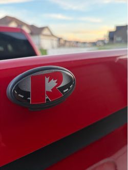 Lo Rider Hard Truck Bed Cover