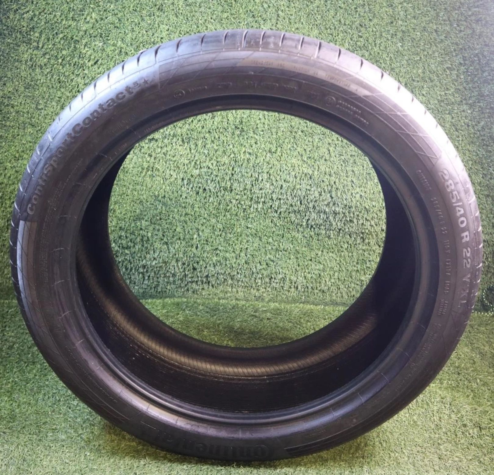 285 40R22 Continental ContiSport Contact 5 80% Tread 7/32 110Y SKU 26631 Grade A Tires