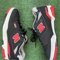 New Balance 550 ‘Black Red’