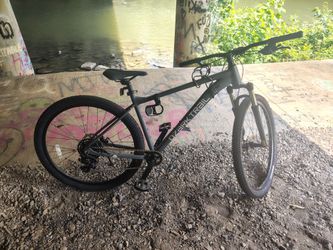 Ozark trail 29inch mountain bike