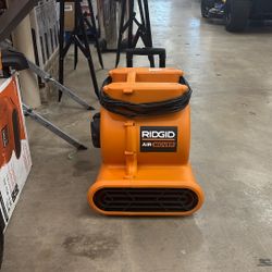 Ridgid 1625 CFM 3-Speed Portable Blower Fan Air Mover with Collapsible Handle and Rear Wheels for Water Damage Restoration
