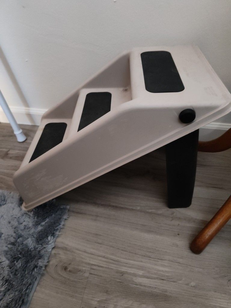 Dog/Cat Stairs