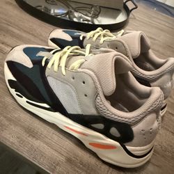 Yeezy 700