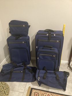 6-Piece, 2-Wheel lightweight Luggage Set, Ciao, soft side spinner suitcase Set.