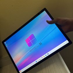Microsoft Touchscreen Laptop/tablet Windows 11  Core i7 