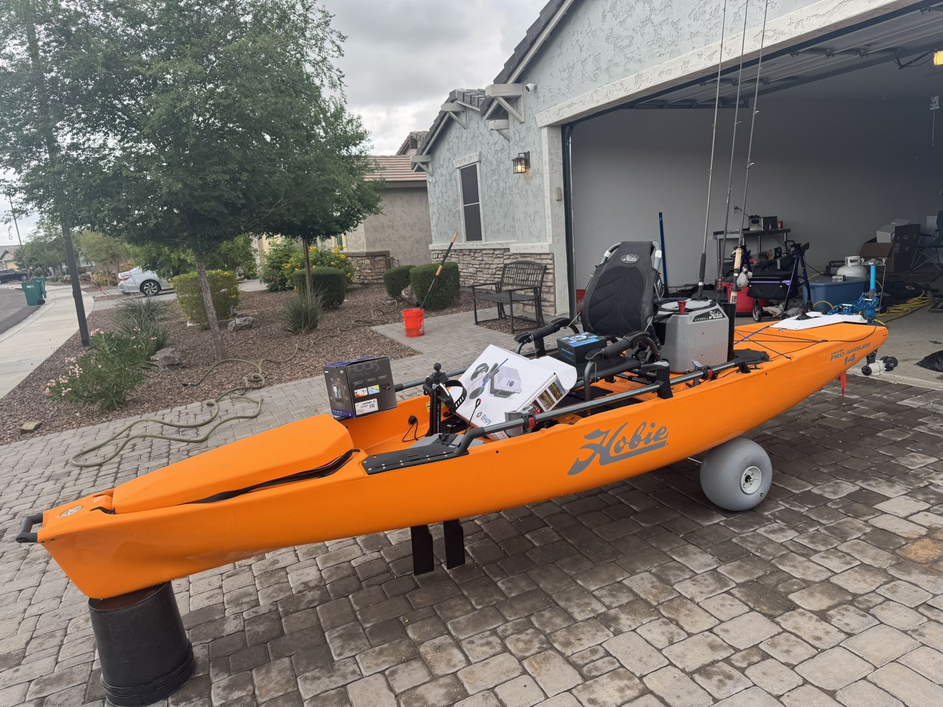 2022 Hobie Mirage Pro Angler 14