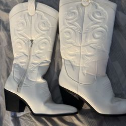 Women’s 10 Wide Boot