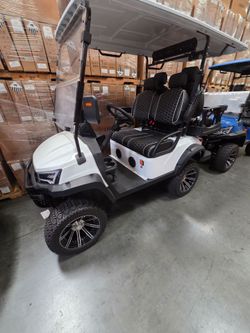 BRAND NEW GOLF CART 2+2 LITHIUM-ION BATTERY 3 YEAR WARRANTY ON BATTERY FREE DELIVERY