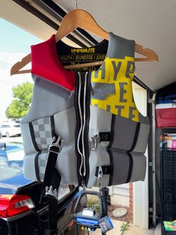 Youth life vest