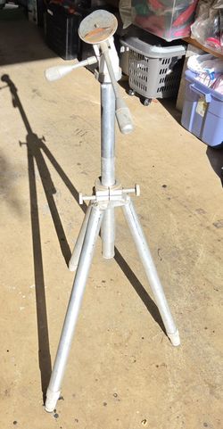 Vintage heavy aluminum camera tripod. Local pickup only.