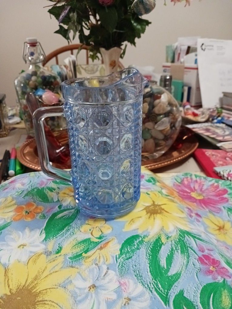 Vintage Blue Indiana 6-in PITCHER