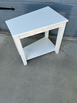 Free Small narrow side table