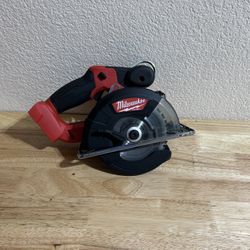 Milwaukee M18 Fuel Metal Saw Great Condition Practically It Is New 
