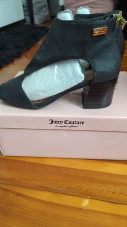 Women's shoes