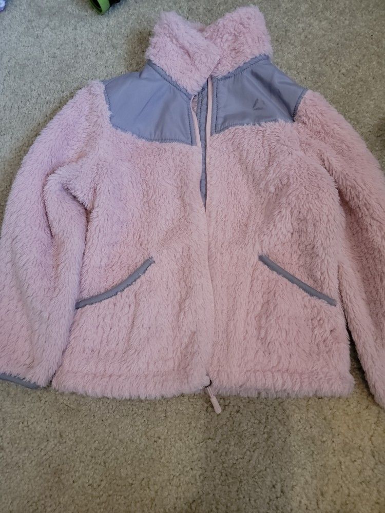 Reebok Faux Fur Zip jacket Size 5/6 Girl