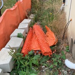 Free Orange Plastic Fence (2 Rolls)