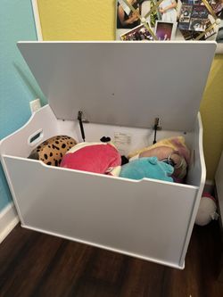 White Kids Toy Chest