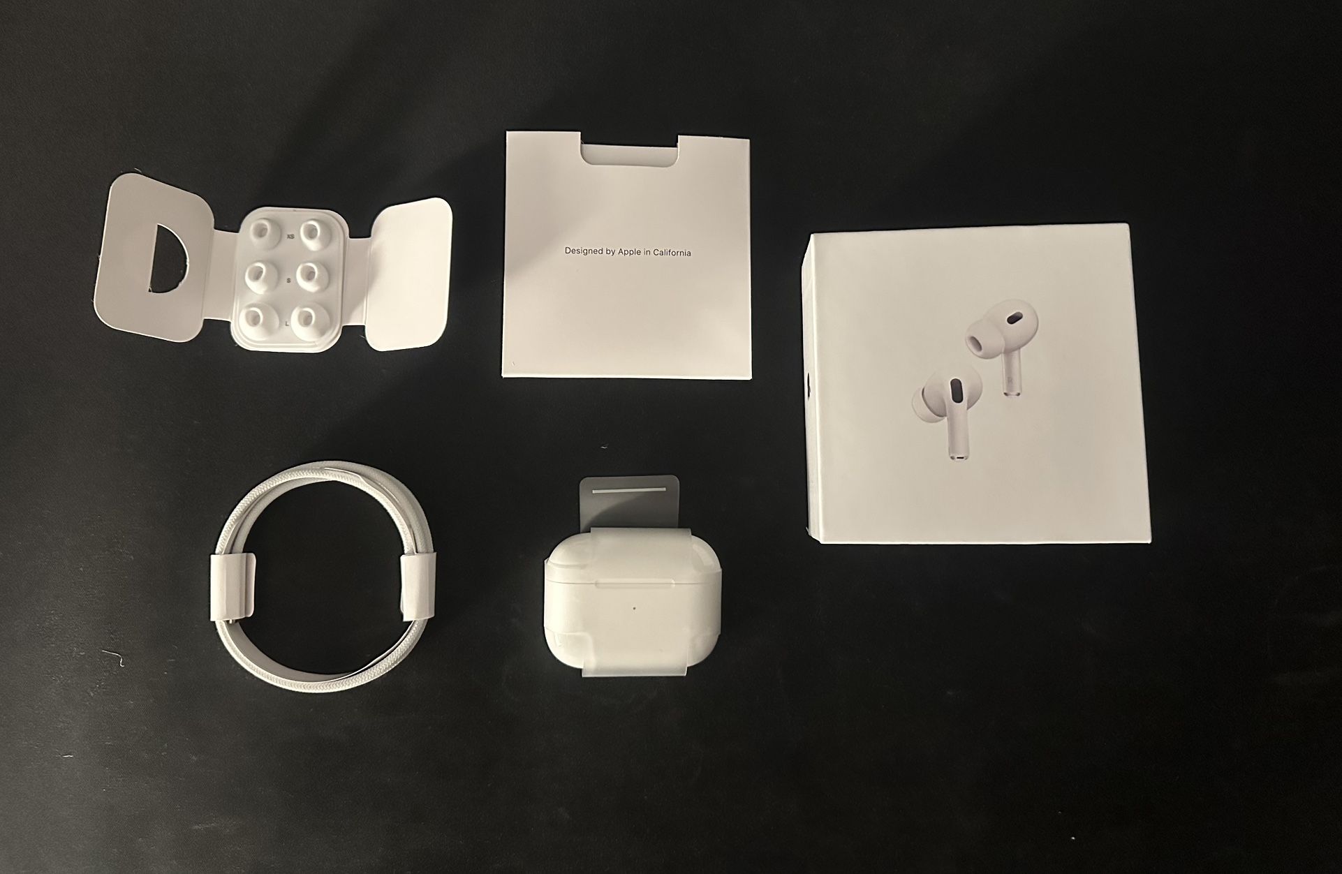 Apple AirPods Pro 2nd Generation with MagSafe Wireless Charging Case (USB‑C)