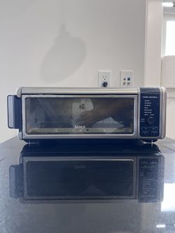 Ninja toaster oven / air fryer (Ninja Foodi Digital Air Fry Oven SP101)