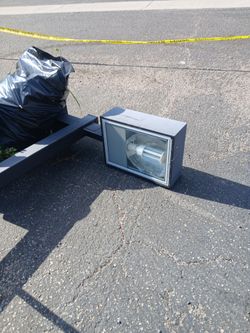 Comercial light fixtures 5 total