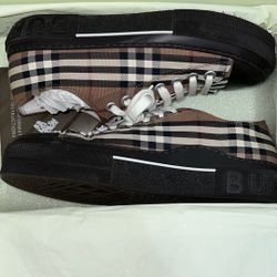 BURBERRY CONVERSE DESIGNER SNEAKERS