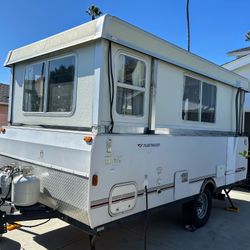 2008 Fleetwood Highlander Tacoma