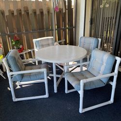 Patio Furniture Table And 4 Chairs & Cover