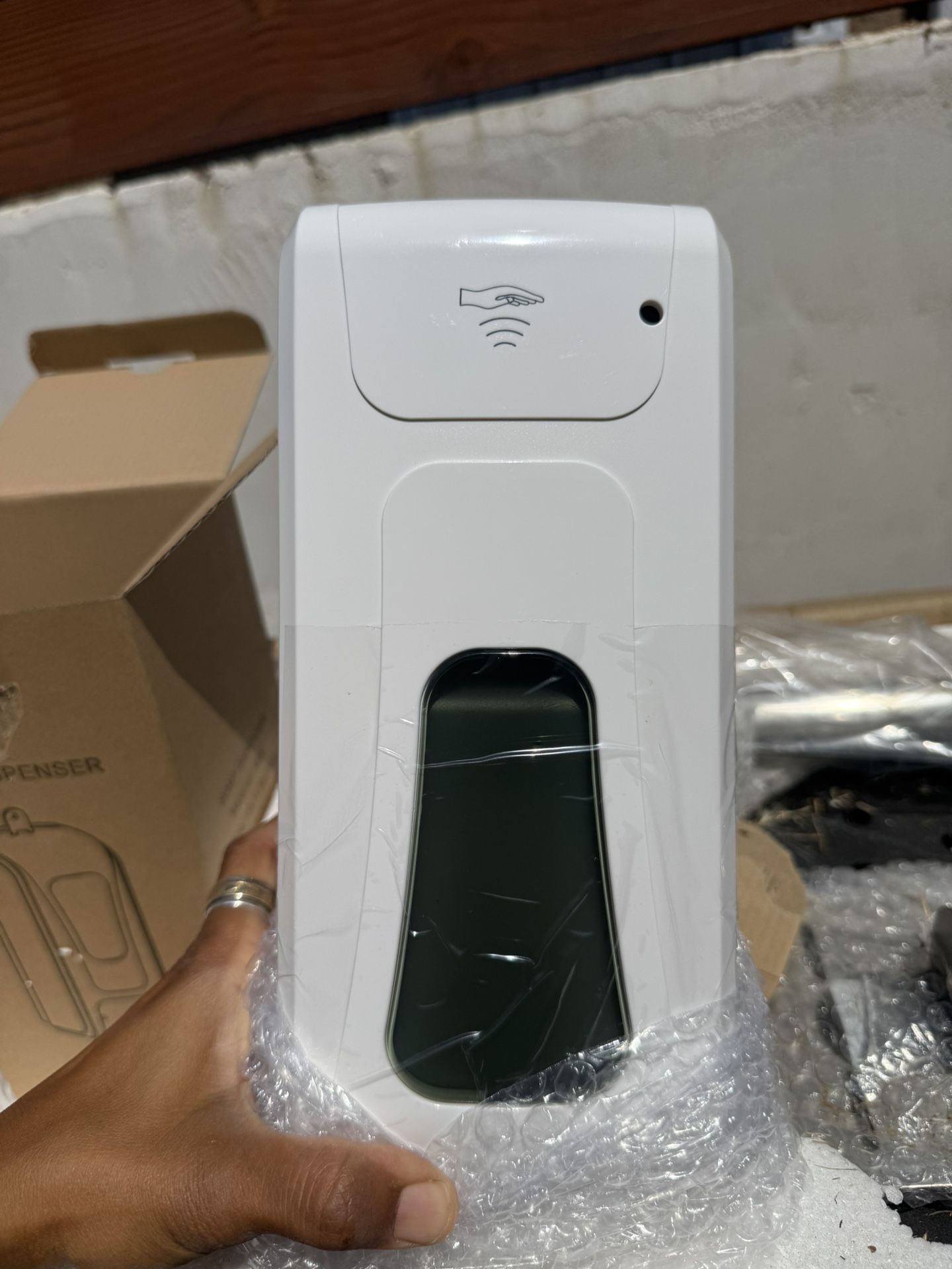 Automatic soap While Modern Dispenser Commercial Stand