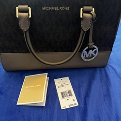 Micheal Kors Sutton MD satchel