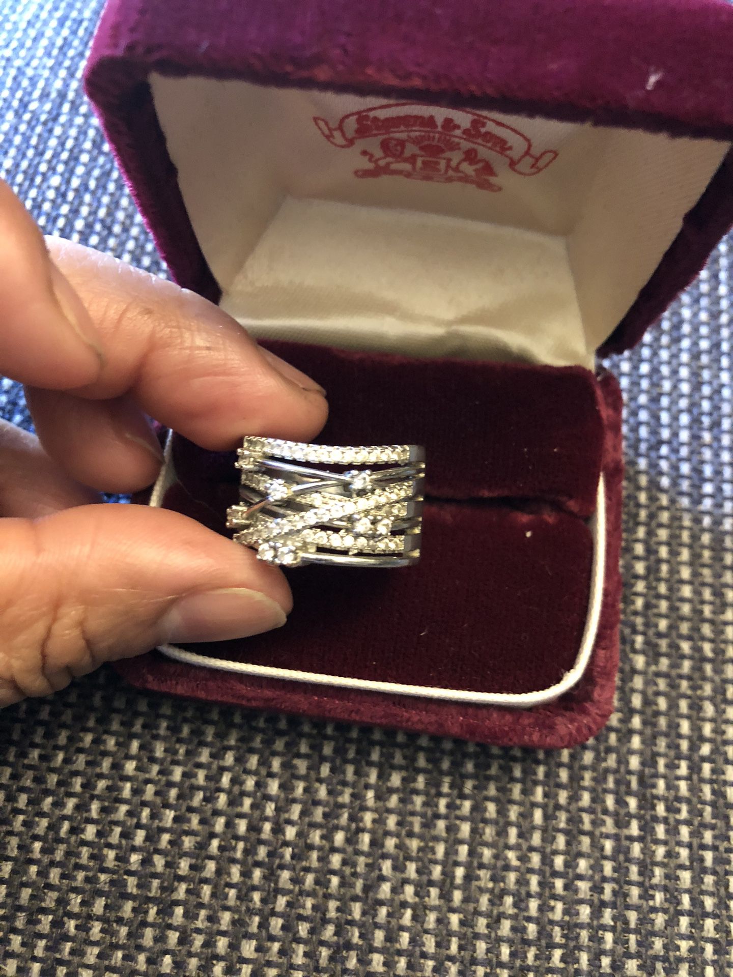 Silver Ladies Ring