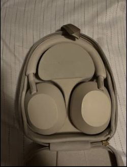Sony Xm5 Headphones