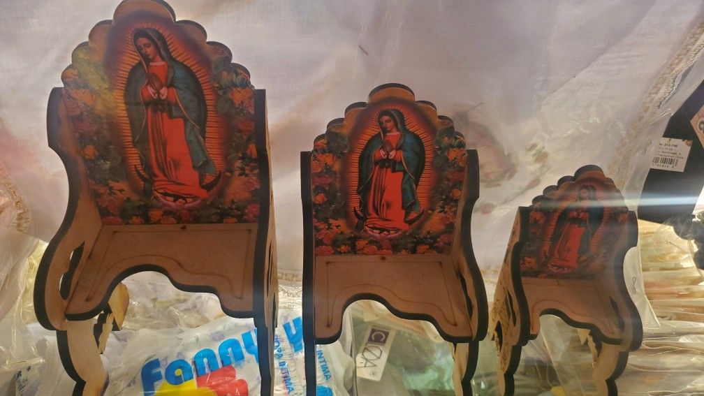 Nino Dios Chair -3 Different Sizes