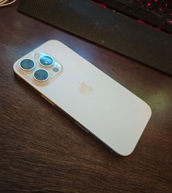 Apple iphone 16 pro