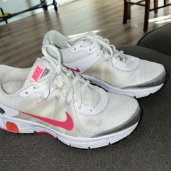 Nike Air Max Flywirl Size 7