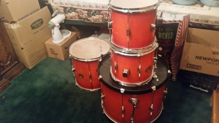 Borg 4-piece drumset