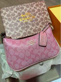 Coach shoulder bag